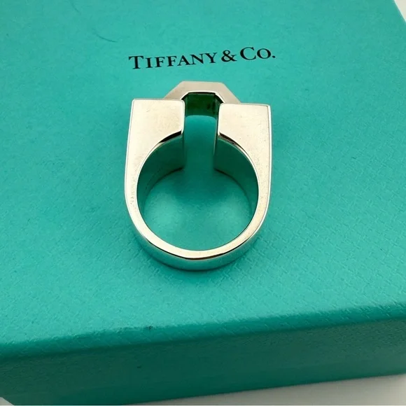 Tiffany & Co. Out of Retirement Block Sculptural Ring in Sterling Silver - Picture 4 of 11